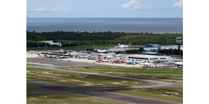 cairnsAirport20110114ByTimoBreidenstein