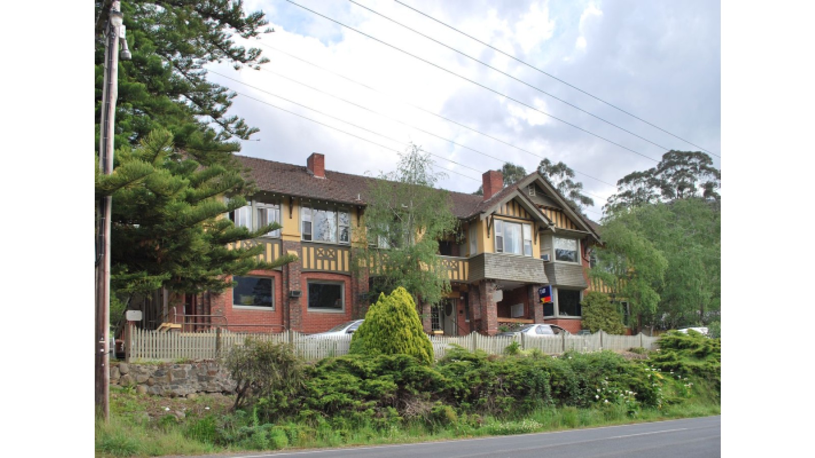 warburtonAlpineRetreatHotel001w1280