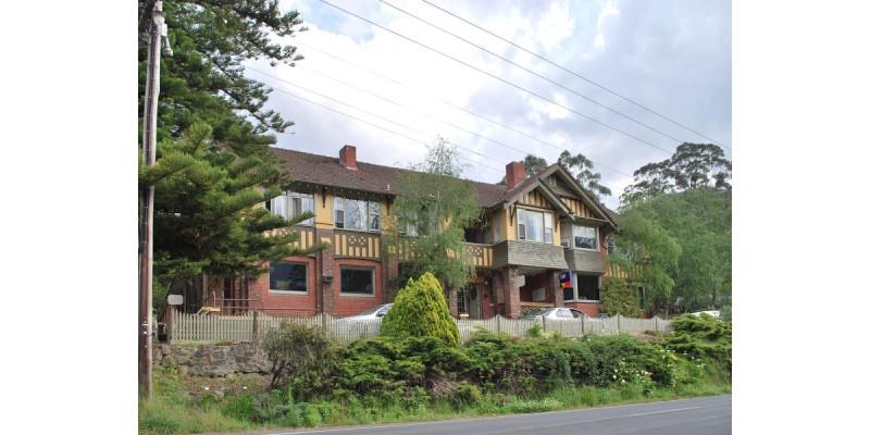 warburtonAlpineRetreatHotel001w1280